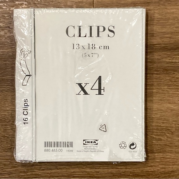 IKEA Clips Set of 4 Glass Photo Frames Size 5x7 Brand New Sealed - Picture 1 of 3